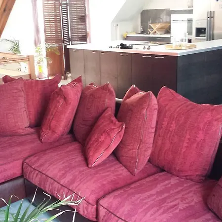 Apartment Large Highway & Lake Nearby Bigonville